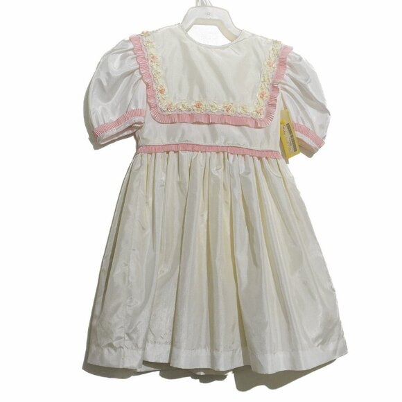 Exclusive of Trims Girls White Pink Dress Square Bib Neck Pleated Dress 4T NWT - Picture 1 of 5